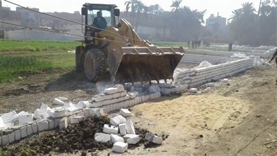 إزالة 17 حالة تعد على حرم الطريق العام بالجيزة