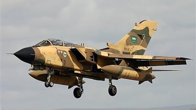 طائرات سعودية تنفذ عملية دعم عسكري للمقاومة في تعز