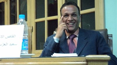 «الرخ»: معرض الكتاب يغلب عليه الطابع الإخوانى