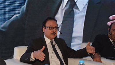 تجربة أول قاموس أكاديمي للغة الإشارة الموحدة