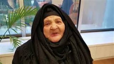 مسنة بأمريكا تتحدى المرض وتشارك في الانتخابات الرئاسية (فيديو)