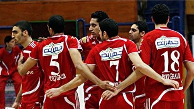 الفريق الأول للكرة