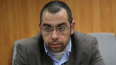 خبير اقتصادي: تحرير سعر الصرف خطوة على طريق الإصلاح