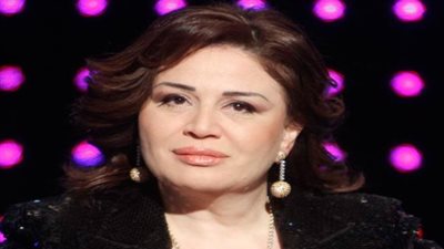 إلهام شاهين تطالب النائب العام بغلق حسابها على 