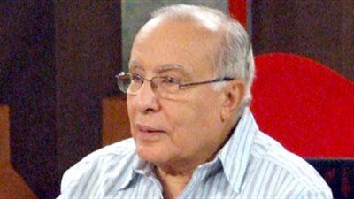 فردوس عبدالحميد ومحمد فاضل في إجازة بالساحل الشمالي