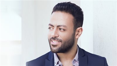 «مزيكا» تطرح «كرهيني فيكي» لتامر عاشور (فيديو)