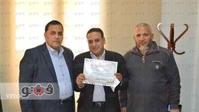 «المصرية لتجديد الخطوط» تكرم العامل المثالي