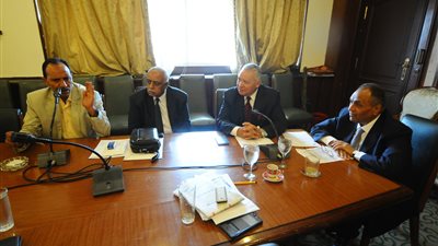 «عربية النواب» تدين تفجير عدن في اليمن