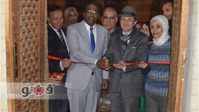 أحمد عواض يفتتح معرض «فنانات الخط العربي»