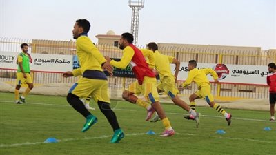 الأسيوطي يتقدم على الرجاء بثنائية في الشوط الأول