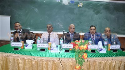 بالصور.. توفير فرص عمل لخريجي بيطري كفر الشيخ في الملتقى الخامس