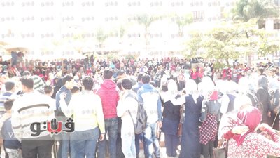 الأدباء والجمهور يقيمون معرض دمنهور للكتاب.. «تقرير»