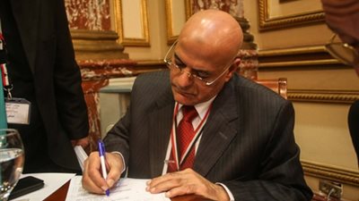 بركات يطالب الحكومة بمزيد من التدابير لتحقيق الإصلاح الاقتصادي