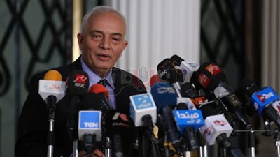 التعليم تواصل متابعة امتحانات الشهادة الإعدادية