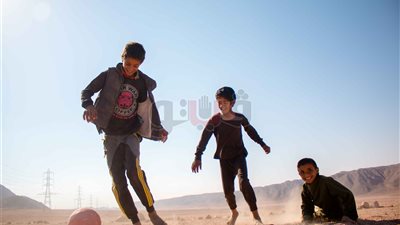 ألعاب أطفال نويبع «مُتعة وفرحة على الفطرة» (صور)