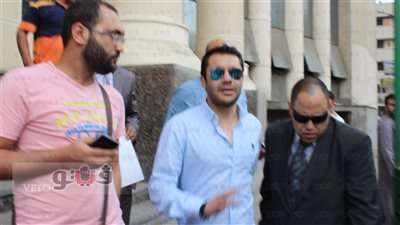 بالصور.. أحمد حسن يدلي بأقواله في محكمة شمال الجيزة حول تهديده بالقتل