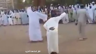 بالفيديو.. أغرب عادات الزواج بالسودان جلد العريس على يد أشقاء العروس