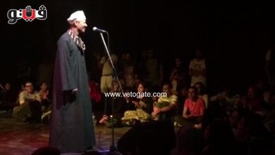 بالفيديو.. «زين محمود» يشعل مسرح «جزويت» في الإسكندرية