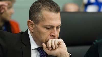 سرقة حواسب لوزير الأمن الداخلي في الاحتلال الإسرائيلى