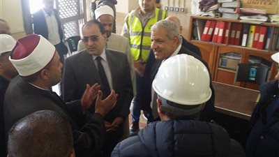 إبراهيم محلب يتفقد مشروع ترميم الجامع الأزهر (صور)