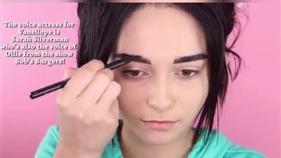 بالفيديو.. فنانة مكياج تحول نفسها إلى طفلة فيلم «رالف المدمر»