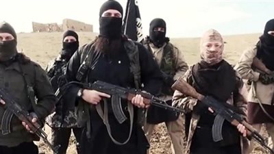 مقتل عشرات الدواعش في قصف للتحالف الدولي غرب الأنبار بالعراق