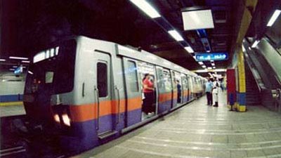 توقف حركة المترو على الخط الثاني باتجاه الجيزة