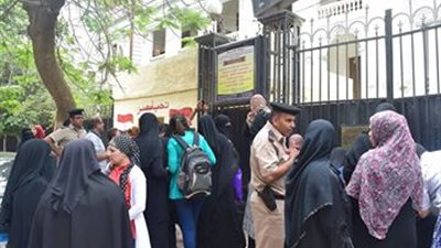 «مراقب لجنة» في أسيوط يتهم أولياء الأمور بتهديده بالقتل