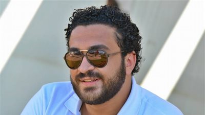 بالصور.. مدير أعمال «شارع 3» يتعرض لحادث سير بالأميرية