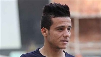 والد مصطفى فتحي يكشف حقيقة توقيع نجله للأهلي