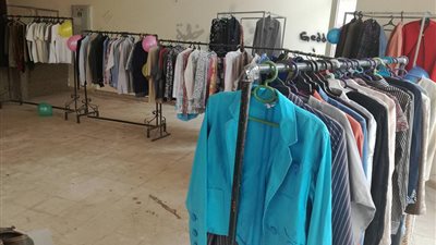 «هندسة المطري» تنظم معرض الملابس الخيري (صور)