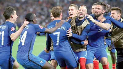 «أيرلندا» تصطدم بـ «فرنسا» في ربع نهائي اليورو