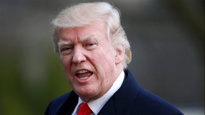 ترامب يتهم حملة هيلاري بتواصلها مع الروس