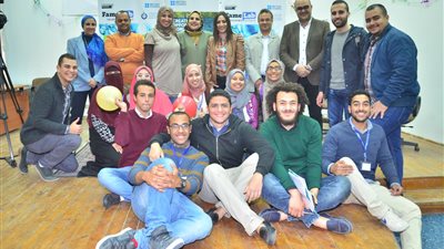 بالصور.. مسابقة مختبر الشهرة بجامعة السويس لتشجيع شباب العلماء