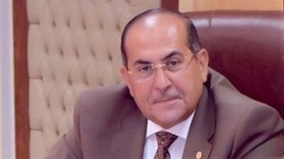 محافظ سوهاج يكلف المتابعة الميدانية بفحص شقق تحولت لمحال تجارية