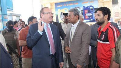 «محافظة بني سويف»: شائعات «القيمة المضافة» سبب أزمة الوقود