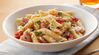 سلطة المكرونة بـ