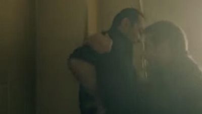 بالفيديو.. «خناقة» بين عمرو يوسف وعشيق زوجته في «ظرف إسود»