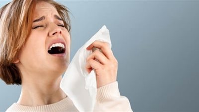 غلق الأنف أثناء العطس يؤدى إلى تمزق طبلة الأذن