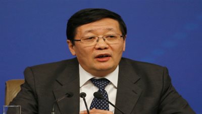 وزير المالية الصيني: خروج بريطانيا زاد من غموض مستقبل الأسواق