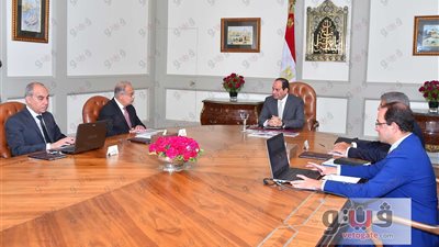 تكليفات الرئيس لوزير المالية: مواصلة خفض معدلات العجز والدين في الموازنة العامة الجديدة.. ترشيد الإنفاق.. زيادة معدلات النمو.. وتوفير مخصصات الحماية الاجتماعية