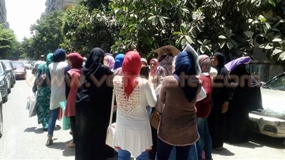 بالصور.. طلاب الإعدادية البحيرة والغربية يجددون احتجاجهم أمام الوزراء