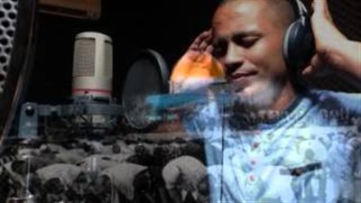 بالفيديو.. مطرب يغني «بشرة خير» بأسماء مدن فلسطينية