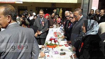 تعليم الجيزة تكرم 15 طالبا من حفظة القرآن بمدرسة هشام شتا