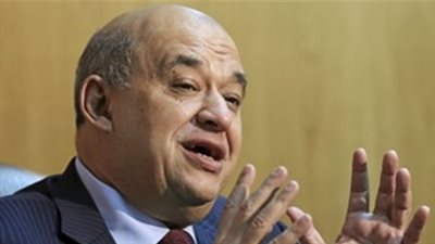 اجتماع وزراء السياحة والتضامن والآثار لبحث تطوير منطقة الأهرامات