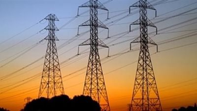 عودة الكهرباء للشيخ زويد ورفح بعد انقطاع ٣ أيام