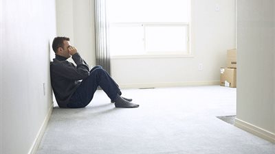 «الشعور بالوحدة».. يكون مؤشرا هاما لزيادة فرص الإصابة بالآلزهايمر