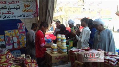 بالصور.. زيادة الإقبال على معارض «أهلا رمضان» في سوهاج