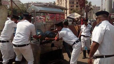 حملتان لإزالة إشغالات الباعه الجائلين من شوارع الإسكندرية