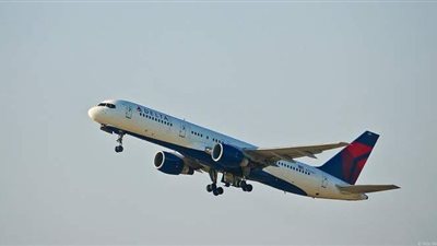 الخطوط الجوية السنغافورية تطلق خدمة 